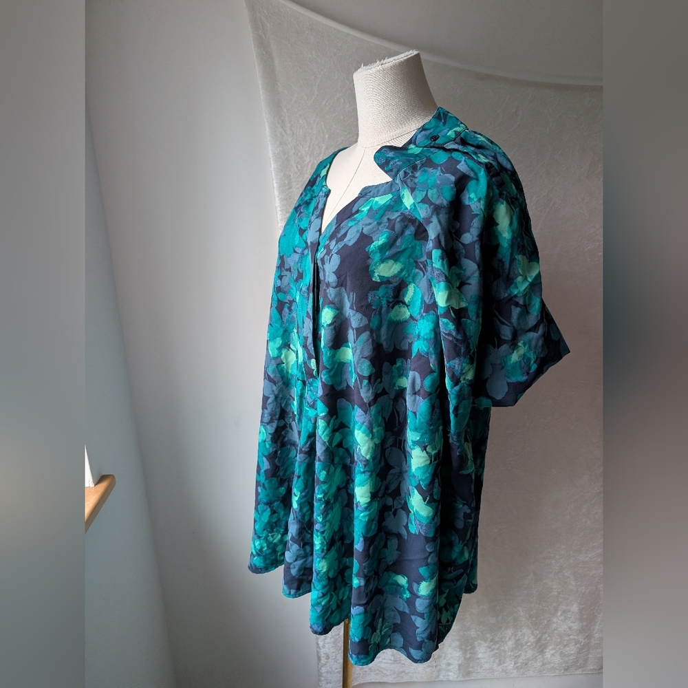 Catherine's 4x Teal Long Sleeve V-neck Blouse Botanical Abstract Lightweight